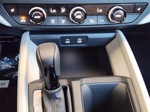 New 2025 Honda Accord SE image 15