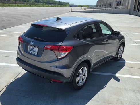Used 2016 Honda HR-V EX image 7