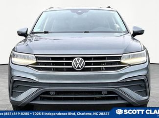 Used 2022 Volkswagen Tiguan SE video 2