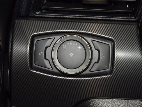 Used 2021 Ford Mustang Shelby GT500 w/ Technology Package image 36