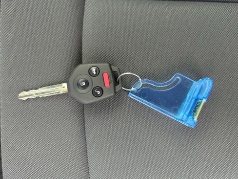 Certified 2025 Subaru Impreza 2.0i image 31