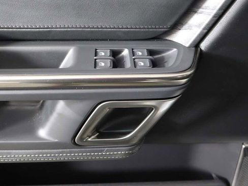 Used 2023 Rivian R1S Adventure image 42