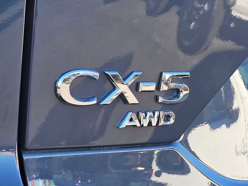 Used 2023 MAZDA CX-5 Carbon Edition image 12