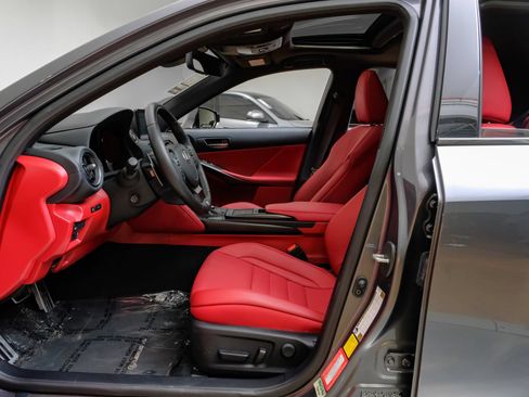 Used 2025 Lexus IS 350 F Sport w/ Navigation Package RWD image 4