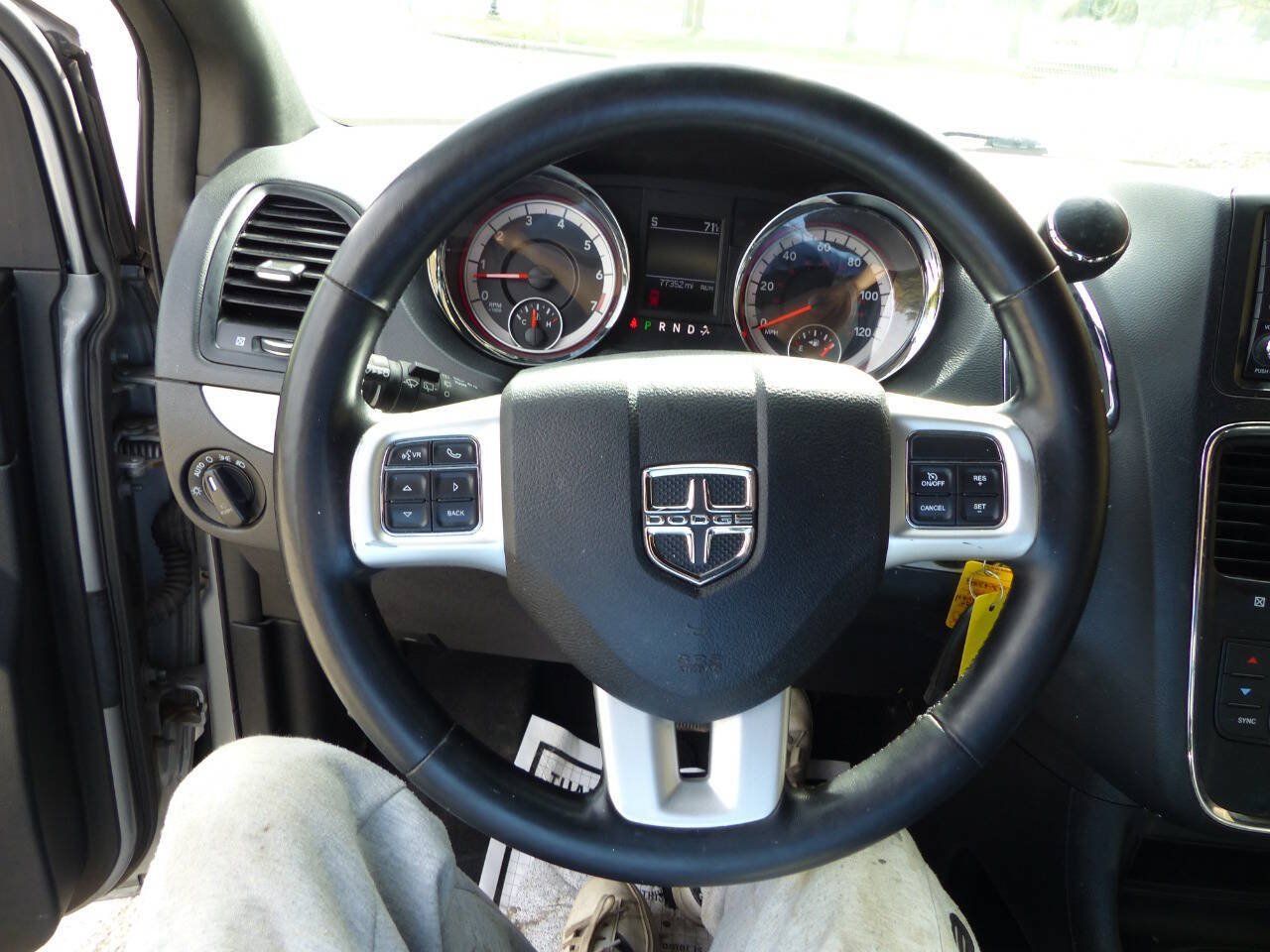 Used 2019 Dodge Grand Caravan GT FWD image 23