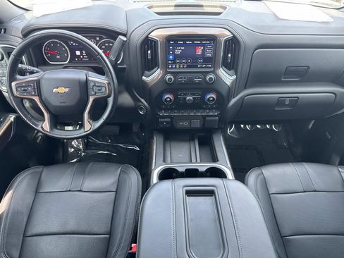 Used 2022 Chevrolet Silverado 2500 High Country w/ Technology Package image 9