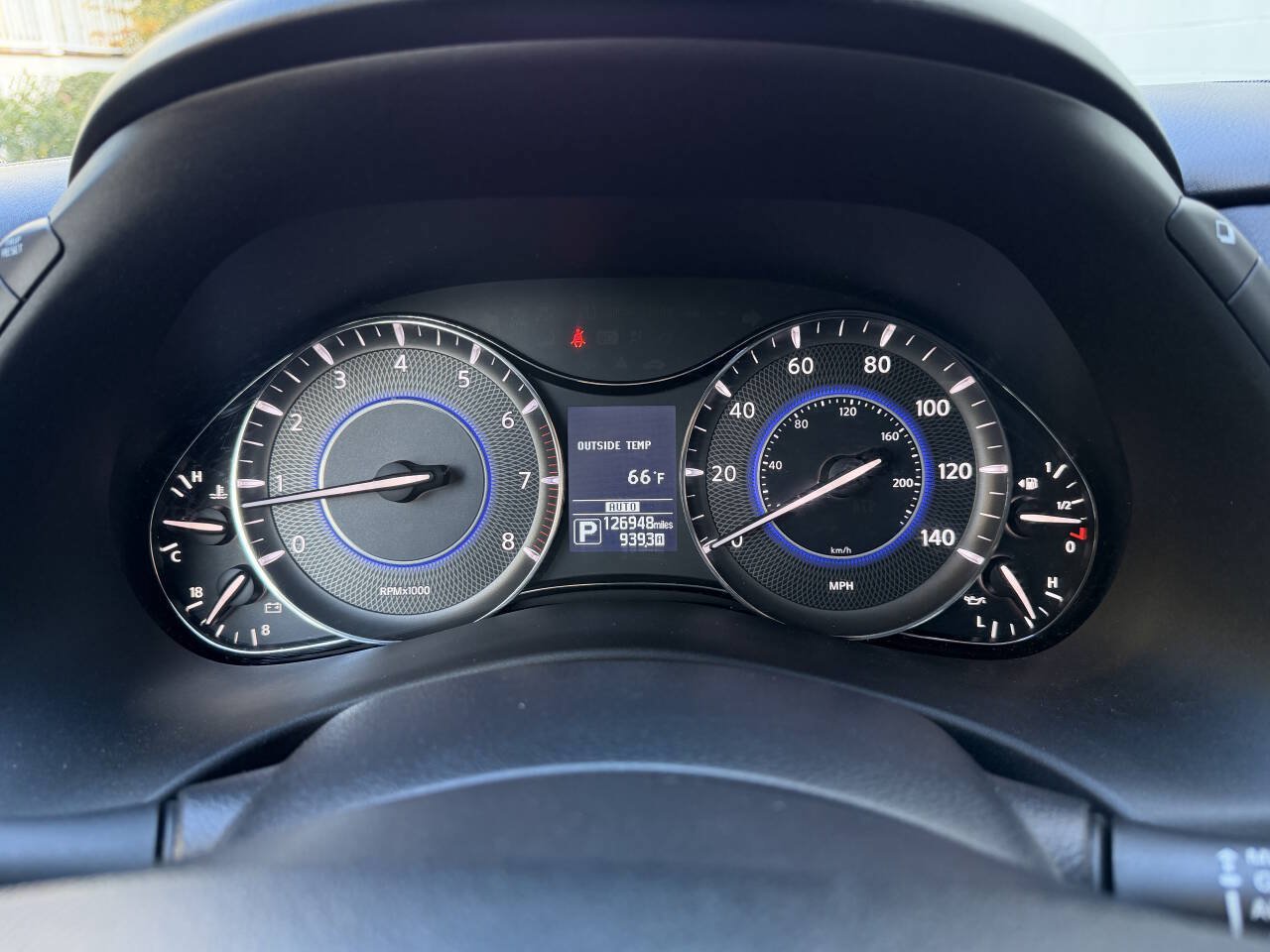 Used 2015 INFINITI QX80 4WD w/ Theater Package image 17