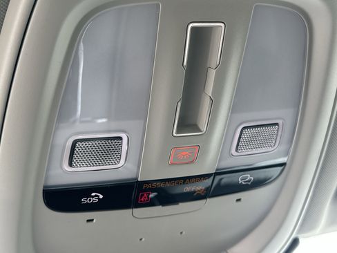 Certified 2025 Volvo XC60 B5 Plus image 59