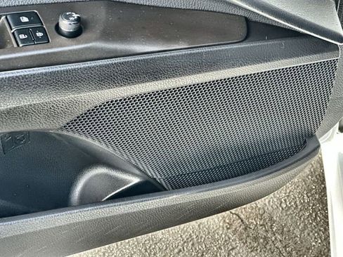 Used 2023 Toyota Camry SE image 25