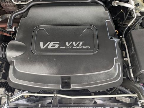 Used 2016 Chevrolet Colorado LT w/ LT Convenience Package image 24