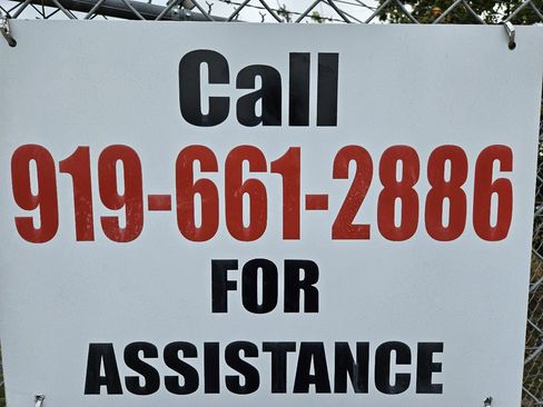 Used 2017 Ford C-MAX SE image 59