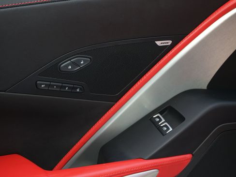 Used 2015 Chevrolet Corvette Z06 w/ 3LZ Preferred Equipment Group image 25