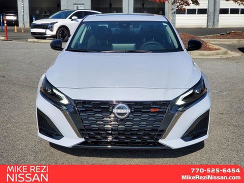 New 2025 Nissan Altima 2.5 SR w/ SR Premium Package image 6