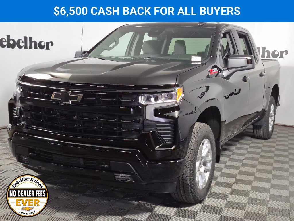 New 2026 Chevrolet Silverado 1500 RST w/ Z71 Off-Road Package AWD/4WD image 3