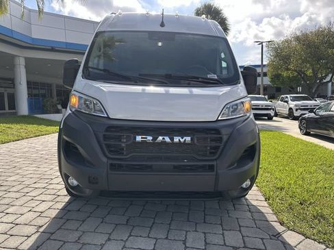 Used 2024 RAM ProMaster 2500 w/ Convenience Group FWD image 20