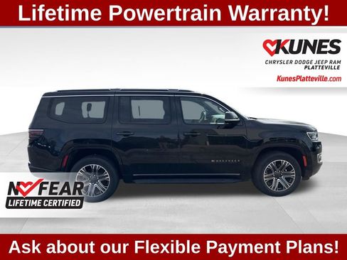 Used 2023 Jeep Wagoneer Series II AWD/4WD image 3