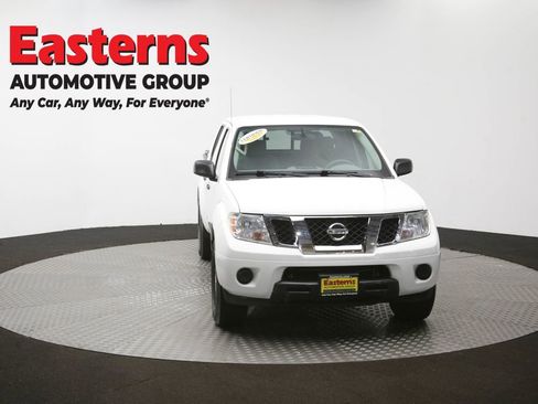 Used 2019 Nissan Frontier SV image 52