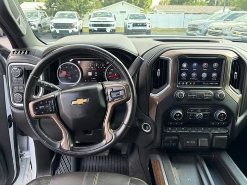 Used 2020 Chevrolet Silverado 2500 High Country w/ Z71 Off-Road Package AWD/4WD image 18