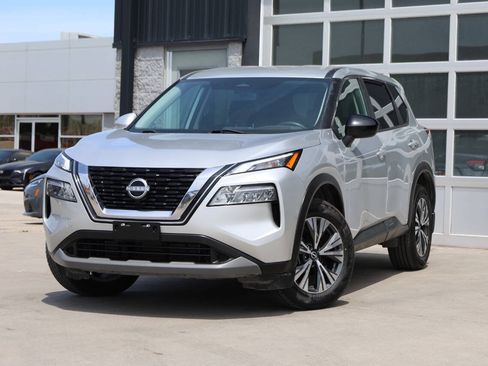 Used 2023 Nissan Rogue SV AWD/4WD image 3