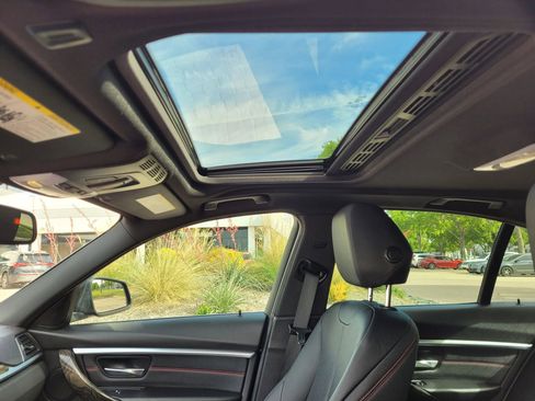 Used 2017 BMW 330i Sedan image 39