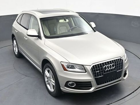 Used 2014 Audi Q5 2.0T Premium Plus w/ Premium Plus Package AWD/4WD image 28