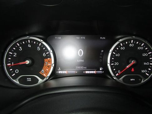 Used 2022 Jeep Renegade Latitude w/ Convenience Group image 27