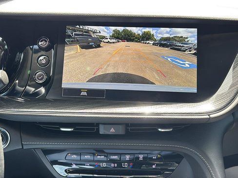 Certified 2023 Buick Envision Preferred AWD/4WD image 35