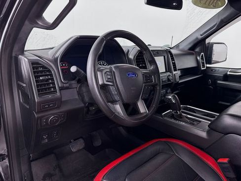 Used 2019 Ford F150 Lariat image 9