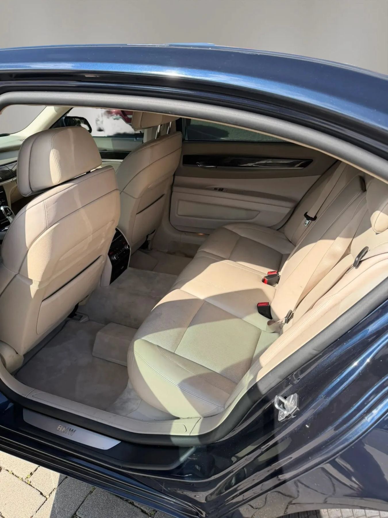 Used 2012 BMW 740Li RWD image 5