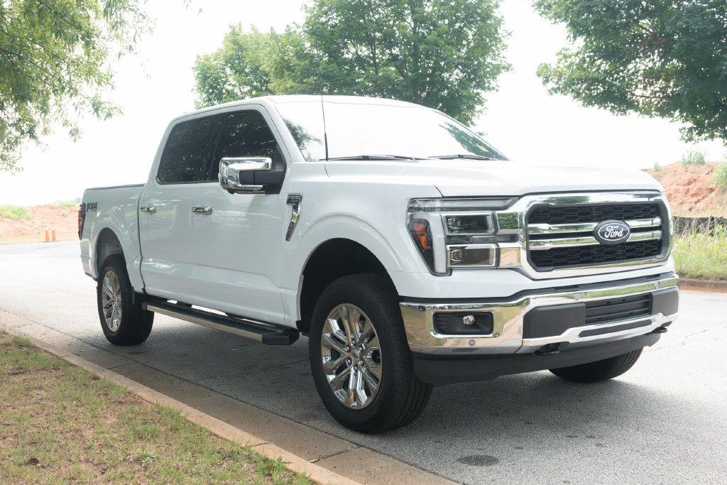 Used 2025 Ford F150 Lariat w/ Equipment Group 501A Mid AWD/4WD image 4