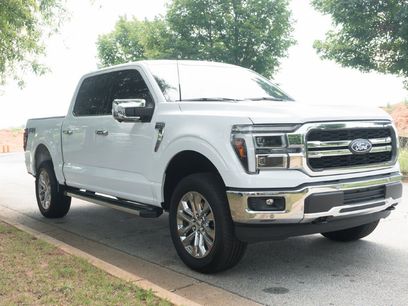 Used 2025 Ford F150 Lariat w/ Equipment Group 501A Mid