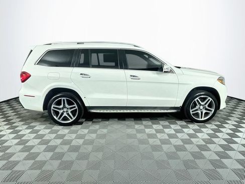 Used 2017 Mercedes-Benz GLS 550 4MATIC image 9