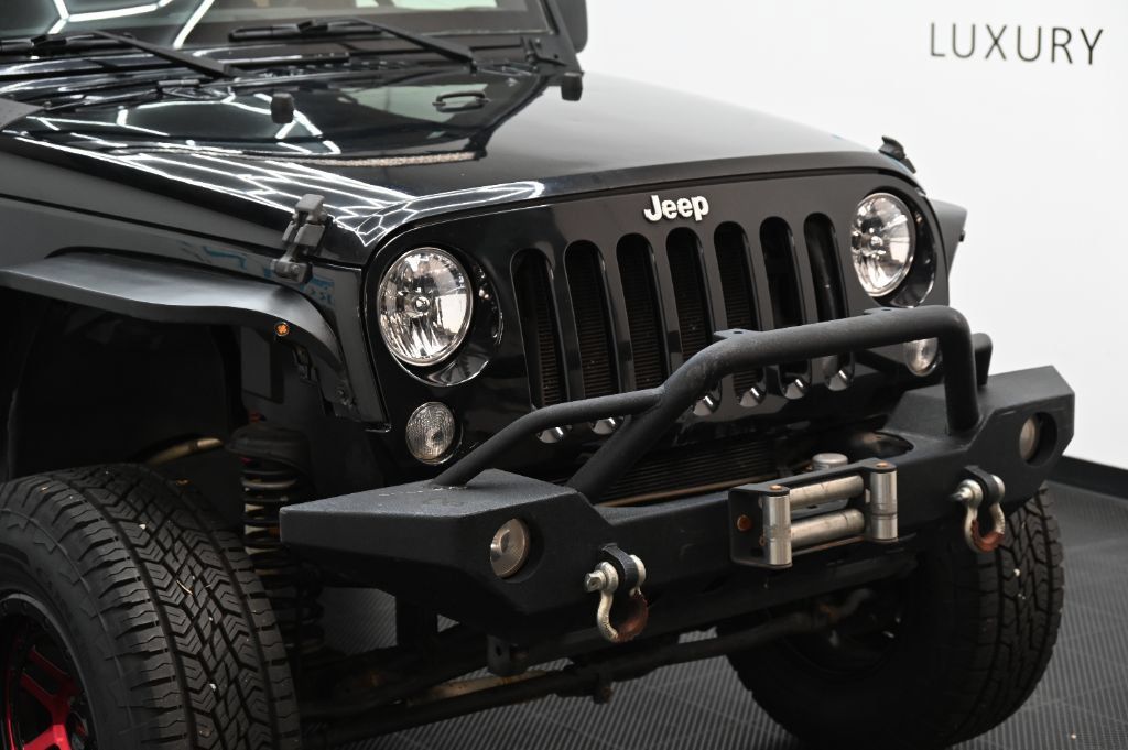 Used 2015 Jeep Wrangler Sport w/ Quick Order Package 23S AWD/4WD image 8