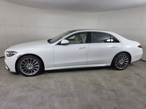 Certified 2025 Mercedes-Benz S 580 4MATIC Sedan image 7
