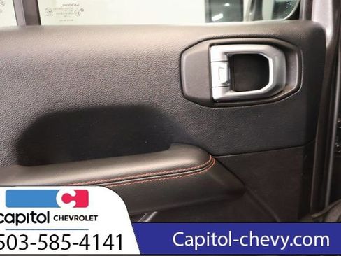 Used 2018 Jeep Wrangler Unlimited Rubicon image 28