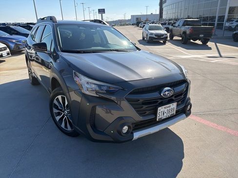 Used 2023 Subaru Outback Limited image 2