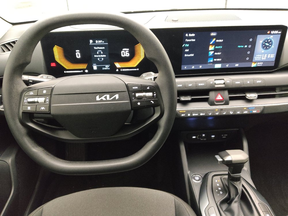 Used 2025 Kia K4 FWD image 22