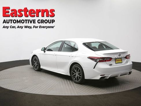 Used 2024 Toyota Camry SE image 63