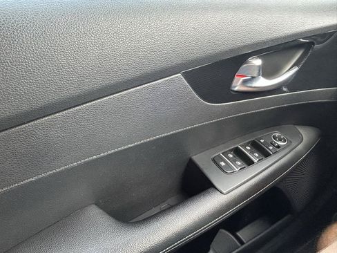 Used 2021 Kia Forte GT-Line FWD image 27