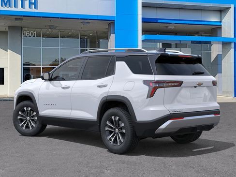 New 2026 Chevrolet Equinox LT w/ Convenience Package II image 3