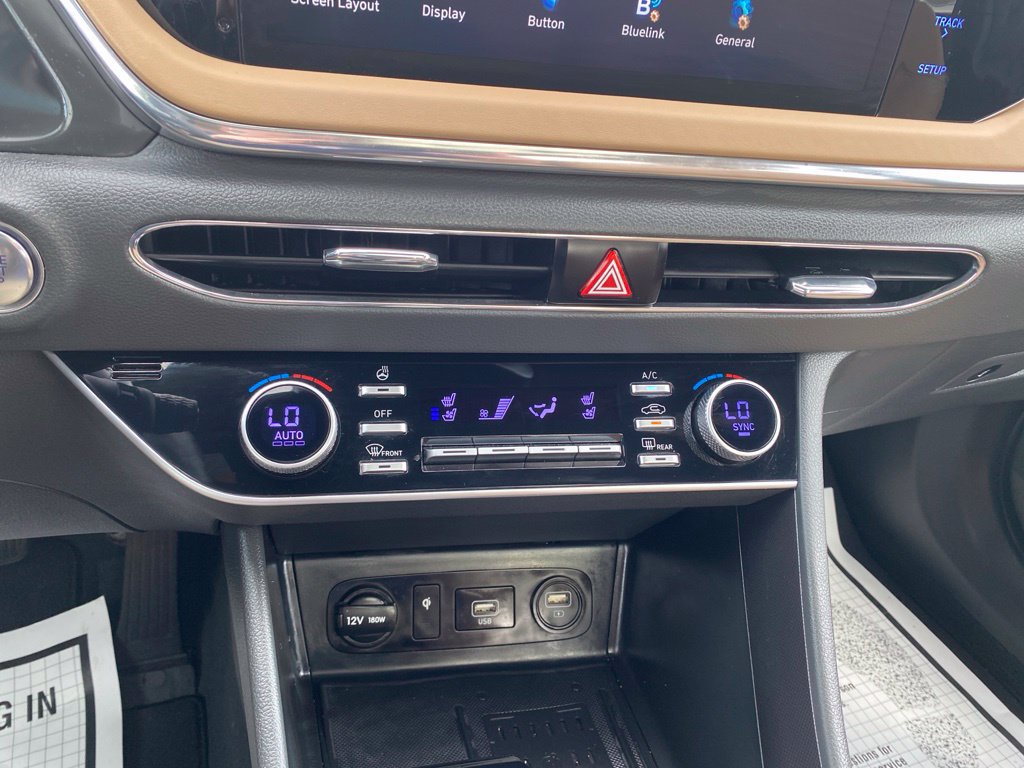 Certified 2023 Hyundai Sonata Limited FWD image 19