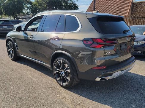 Used 2024 BMW X5 sDrive40i w/ Premium Package RWD image 6