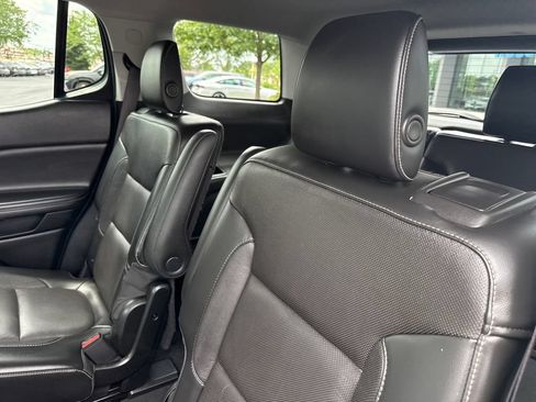 Used 2017 GMC Acadia SLT FWD image 14