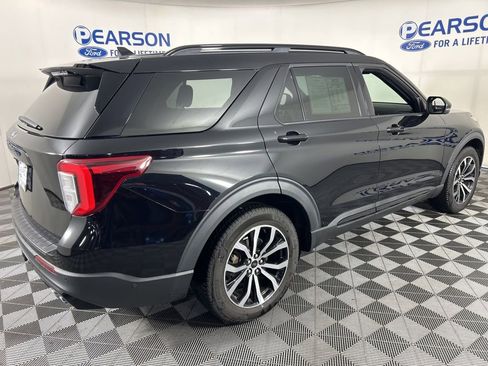 Used 2020 Ford Explorer ST image 4