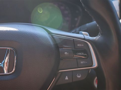 Used 2022 Honda Accord Sport image 13