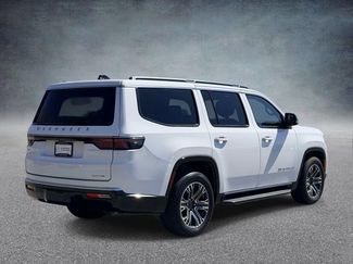 Used 2024 Jeep Wagoneer Series II video 2