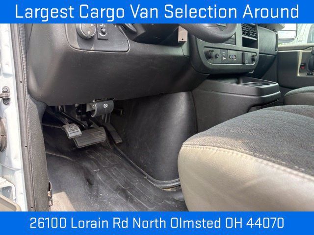 Used 2025 GMC Savana 2500 w/ Driver Convenience Package RWD image 28