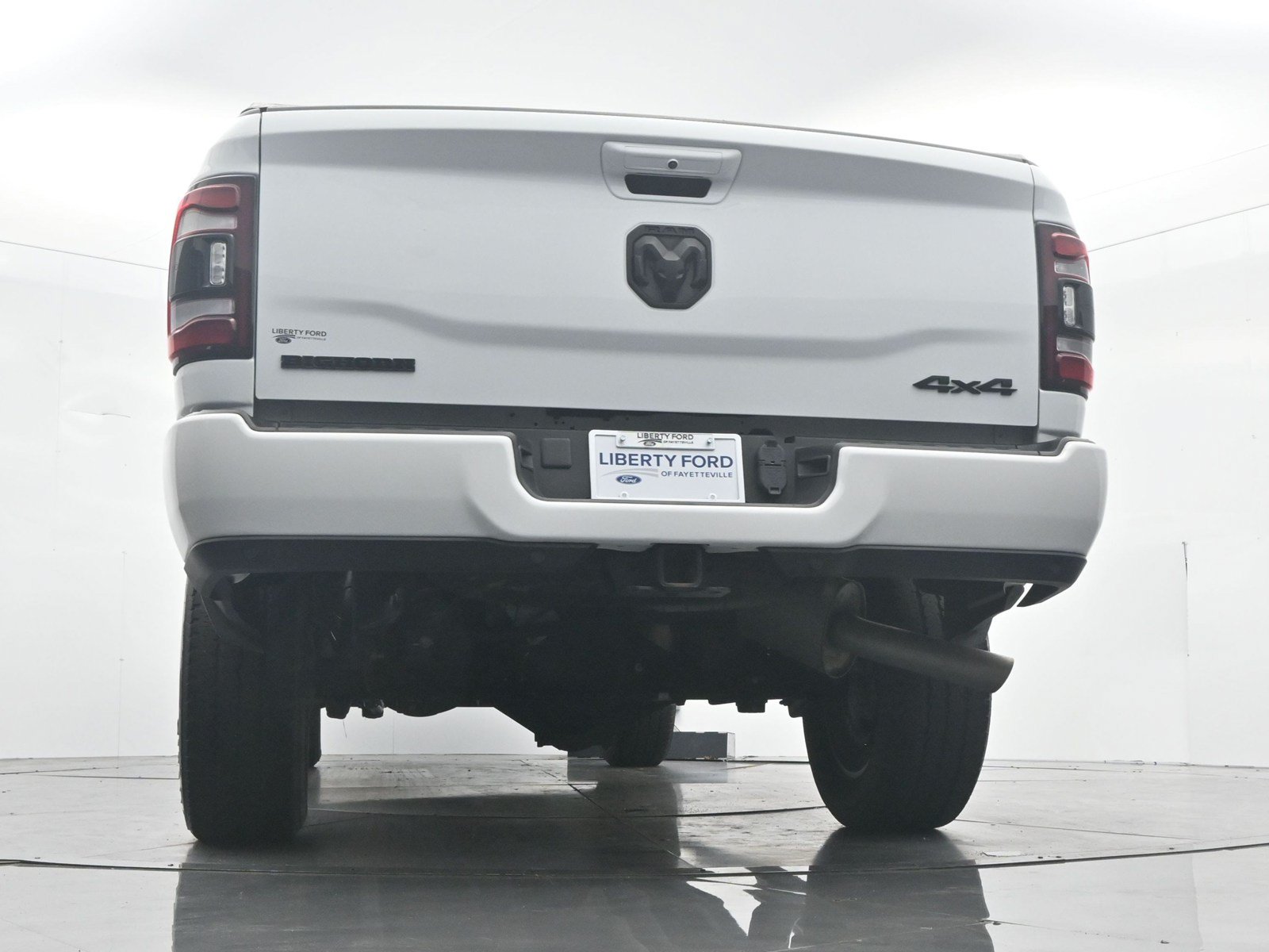 Used 2024 RAM 2500 Big Horn w/ Night Edition AWD/4WD image 38
