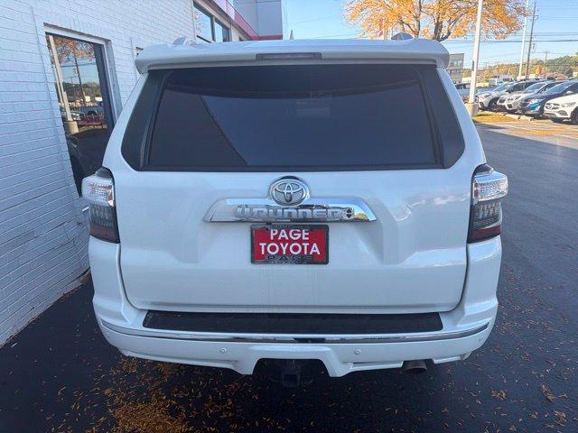 Used 2018 Toyota 4Runner Limited AWD/4WD image 3