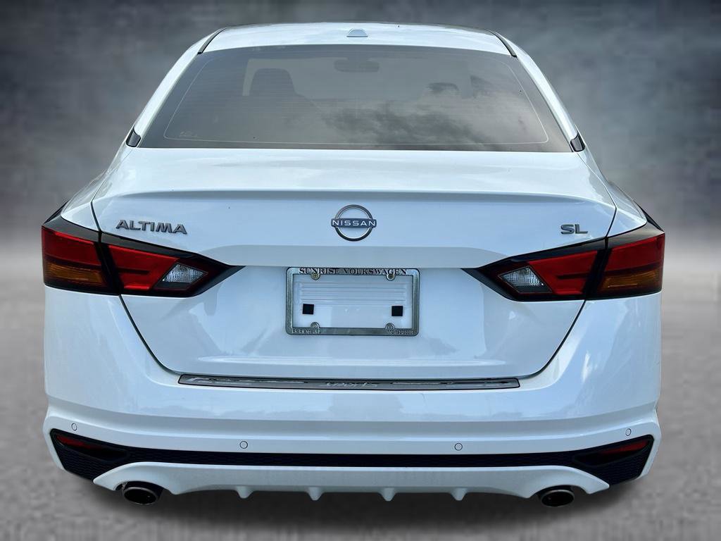 Used 2024 Nissan Altima 2.5 SL FWD image 6